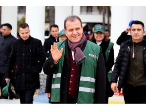 Başkan Seçer: "Yıllık Yaklaşık 600 Bin Ton Evsel Atık Topluyoruz"