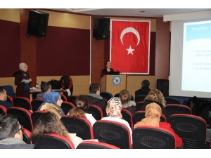 Kırşehir’de, Sağlık Personeline "Madde Bağımlılığı Ve Çocuğa Yönelik İstismar" Eğitimi Verildi