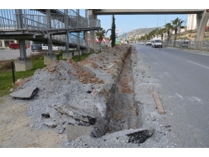 Karayolları, Kuşadası Çevre Yolundaki Eksikleri Gideriyor