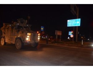 Hatay Sınırına Askeri Araç Sevkiyatı