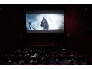 Konya’da Öğrenciler Sinemada Tarihi Yaşıyor