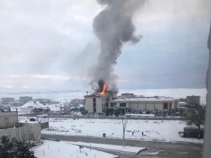 İdil Devlet Hastanesi’nde Yangın, Hastalar Tahliye Edildi