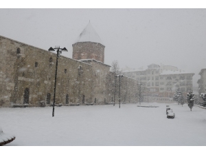 Sivas’ta Yoğun Kar Yağışı