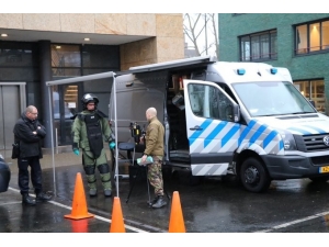 Amsterdam’da Çifte Patlama