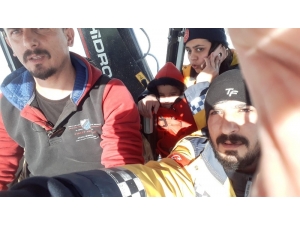 Şırnak’ta Köyde Mahsur Kalan Hasta Çocuk Hastaneye Ulaştırıldı