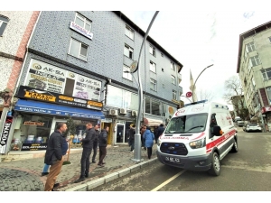 Evinde Ölü Bulundu