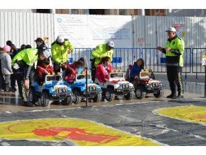 Mobil Trafik Eğitim Tırının Bu Seferki Durağı Tekirdağ