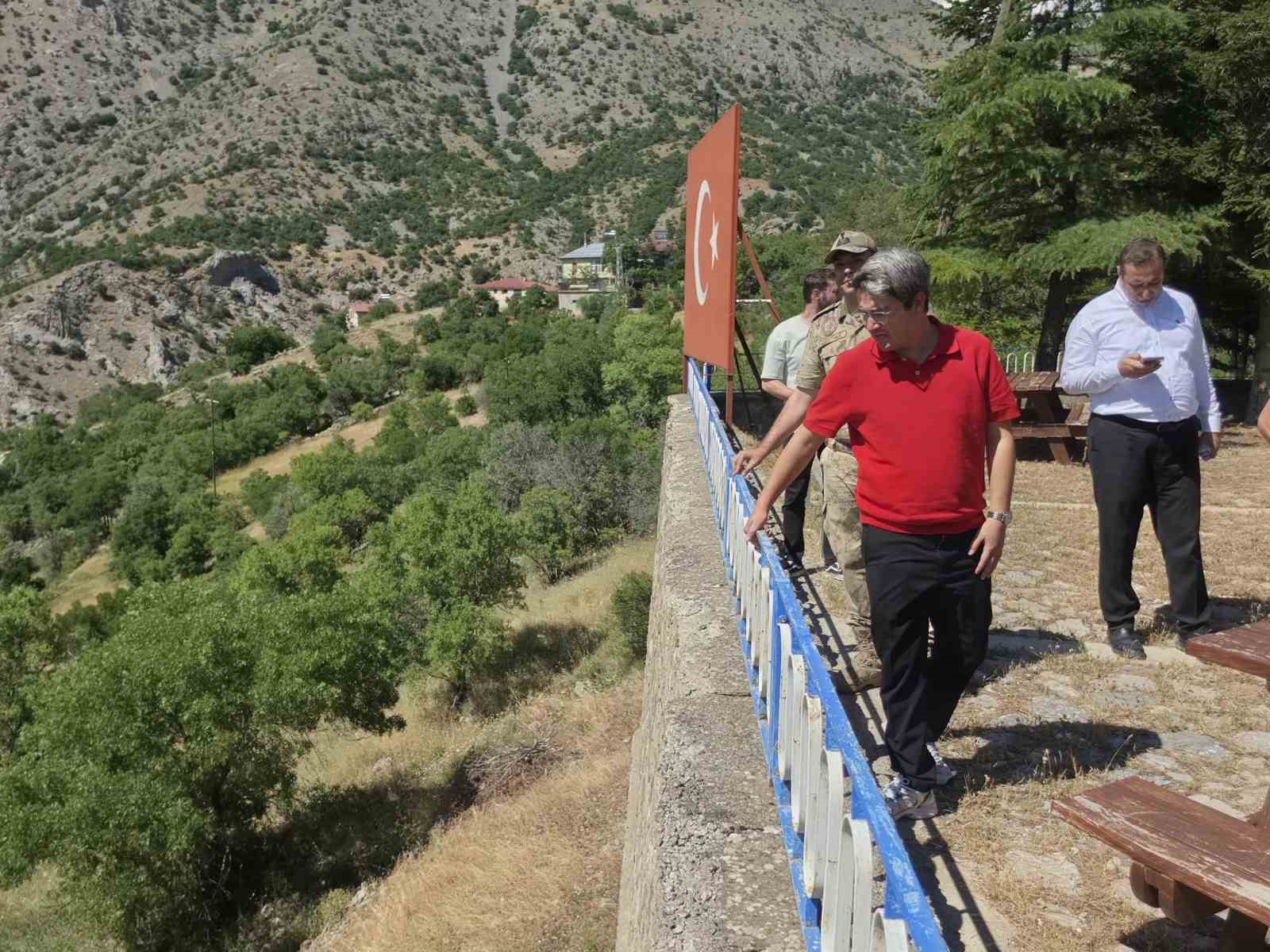 kaymakam-arikan-yesilyayla-ve-yesilyamac-koylerinde-incelemelerde-bulundu