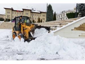 Kastamonu’da Karla Mücadele Çalışmaları Sürüyor