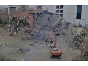 Elazığ’da Okulların Açılması 24 Şubat’a Ertelendi