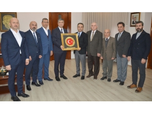 Akamder Başkanı Karslıoğlu: "Adana İçin Her Güzel Atılımda Varız"