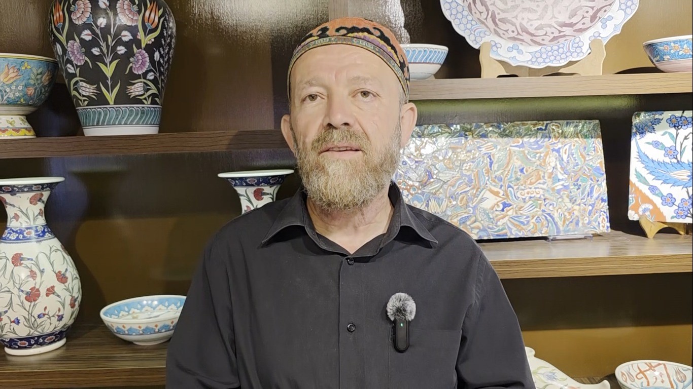 duayen-cini-ustasi-ismail-yigit-cini-turk-islam-sanatlarinin-zirvesine-cikacaktir