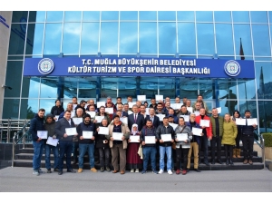 Ev Ve Süs Hayvanları Satışı Yapanlara Eğitim