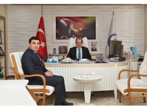 Yeşilay Cemiyeti Bayburt Şube Başkanı Akcan’dan Rektör Coşkun’a Ziyaret