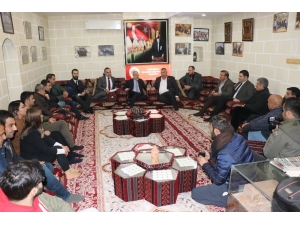 Rektör Çelik Gazetecilerle Bir Araya Geldi