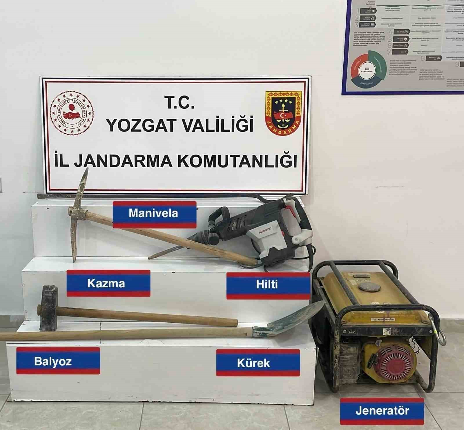 kacak-kazi-yapan-4-kisi-yakalandi