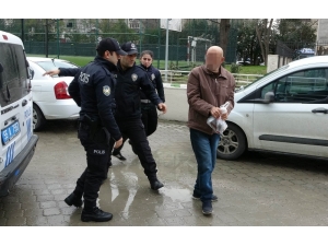 14 Yaşındaki Kızın Alıkonulmasına 2 Tutuklama