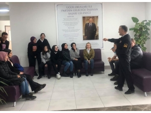 Jandarmadan Öğrencilere Tanıtım
