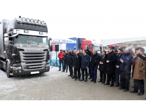 Dadaşlardan İdlib’e İnsani Yardım Konvoyu