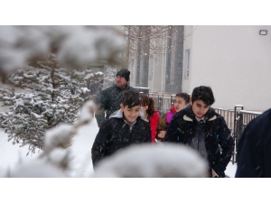Posof’ta Okullara Kar Tatili