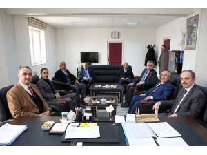 Vali Cüneyt Epcim, İl Genel Meclisi Üyeleriyle Buluştu