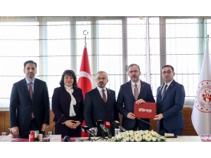 Bülent Erdoğan: "Biga’da Yüzme Bilmeyen Kalmayacak"