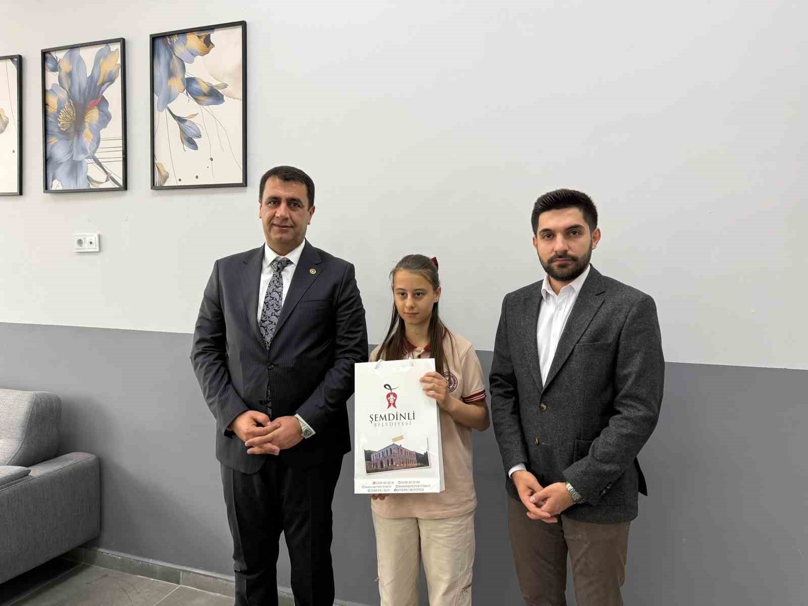 semdinlili-ogrenci-bursluluk-sinavindan-500-tam-puan-aldi