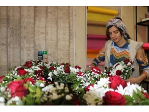 Diyarbakır’da 14 Şubat Sevgililer Günü Hareketliliği