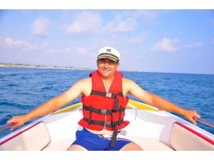 Turizm Çalışanı Otomobilinde Ölü Bulundu