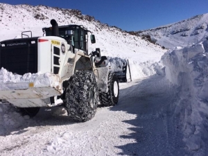 Iğdır’da Ekiplerin Karla Mücadelesi Devam Ediyor