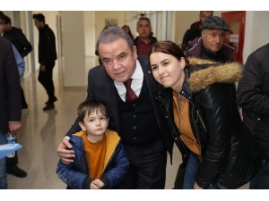 Başkan Böcek Kaş’ı Ziyaret Etti