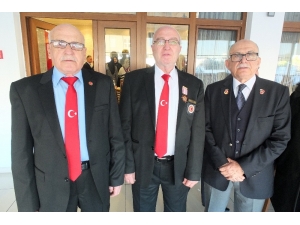 Hak Ettikleri Madalyalarını 46 Yıl Sonra Alabildiler