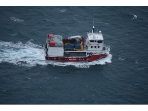 Fırtınaya Yakalanan Balıkçı Gemisinin Zor Anları