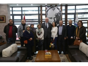 Çankaya Mahalle Meclisi Üyelerinden Başkan Kazım Kurt’a Ziyaret