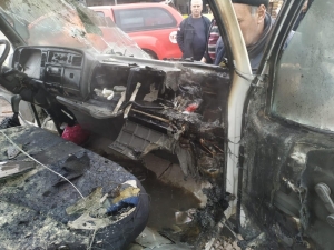 Karaman’da Park Halindeki Kamyonette Yangın