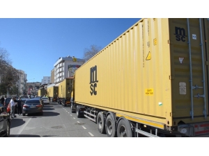 Tekirdağ’dan Elazığ’a 4 Tır Yardım Yola Çıktı