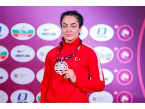 Yasemin Adar’dan Gümüş, Bediha Gün’den Bronz