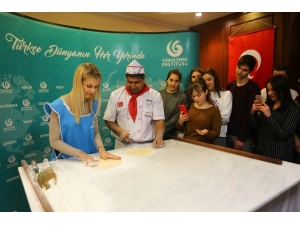 Ukraynalılar Baklavaya Hayran Kaldı