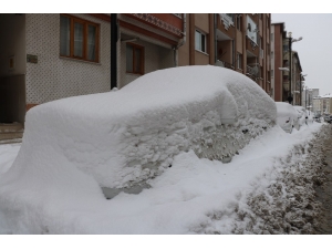 Araçlar Karda Kayboldu, Kızılırmak Dondu