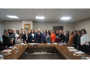 İzmitli Kadınlara Kooperatifçilik Eğitimi Verildi