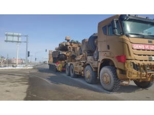 Sınır Birliklerine Tank Sevkıyatı