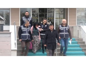 34 Ayrı Suçtan Aranan Hırsızlık Zanlısı Kadın Yakalandı