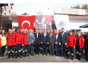 Seçer: "Belediye Çalışanlarımız Siyaset Değil, İşini Yapacak”