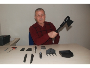 Emekli Oldu, Hayalindeki El Aletini Yapmak İçin 100 Bin Lira Harcadı