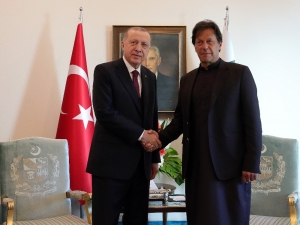 Cumhurbaşkanı Erdoğan, Pakistan Başbakanı Khan İle Görüştü