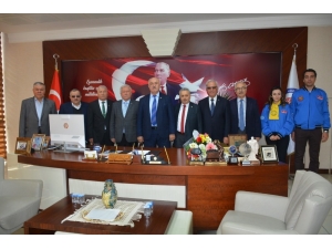 Başkan Vekili Akçakaya Thk Yönetimini Ağırladı