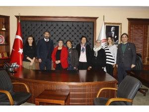 Öldürülen Kadın Öğretmenin Annesi, Zanlının En Ağır Cezaya Çarptırılmasını İstedi