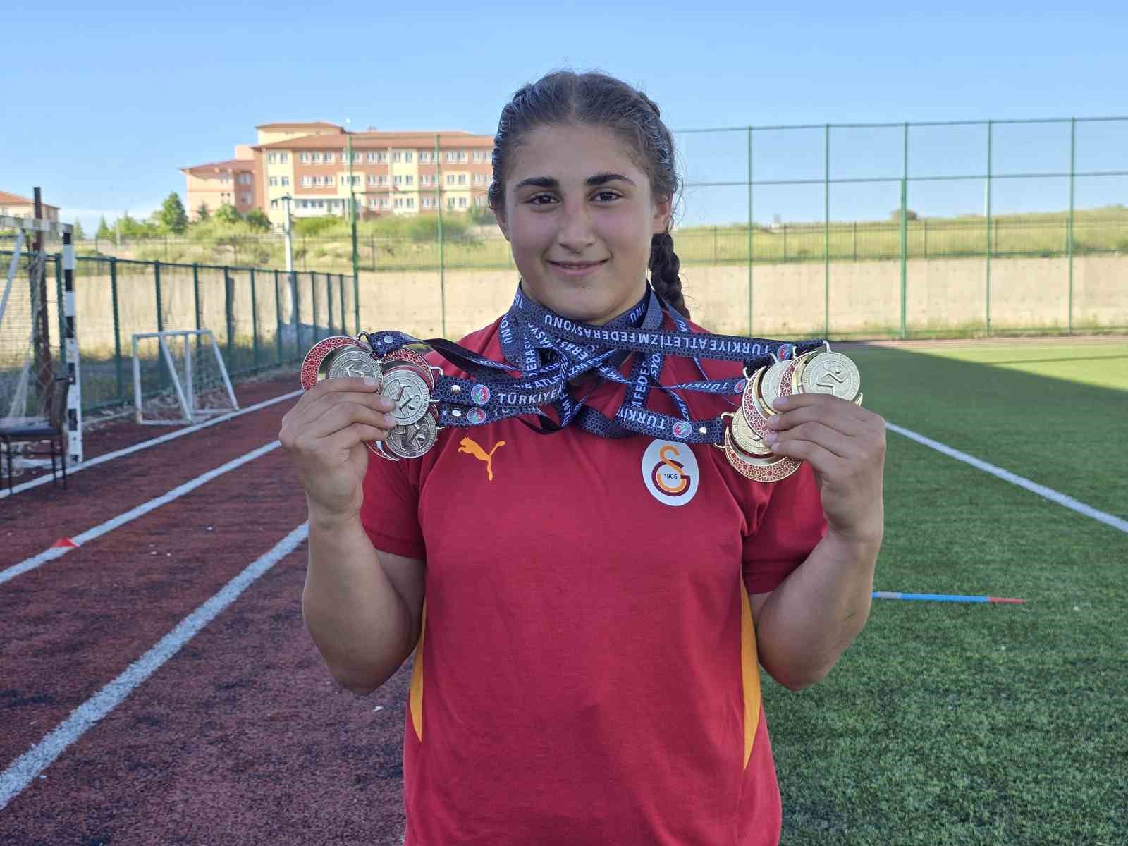 yozgatli-genc-sporcu-yaz-kis-demeden-calisti-adindan-soz-ettiren-basarilara-imza-atti