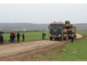 Sınıra Tank Sevkiyatı