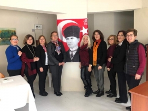 Yardımseverler Sandık Başına Gitti